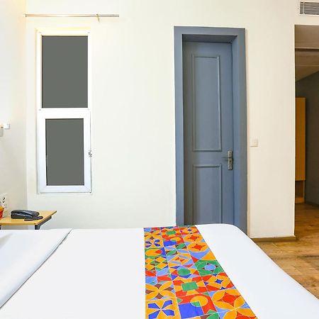Hotel OYO Townhouse 607 Paschim Vihar Delhi  Exterior foto