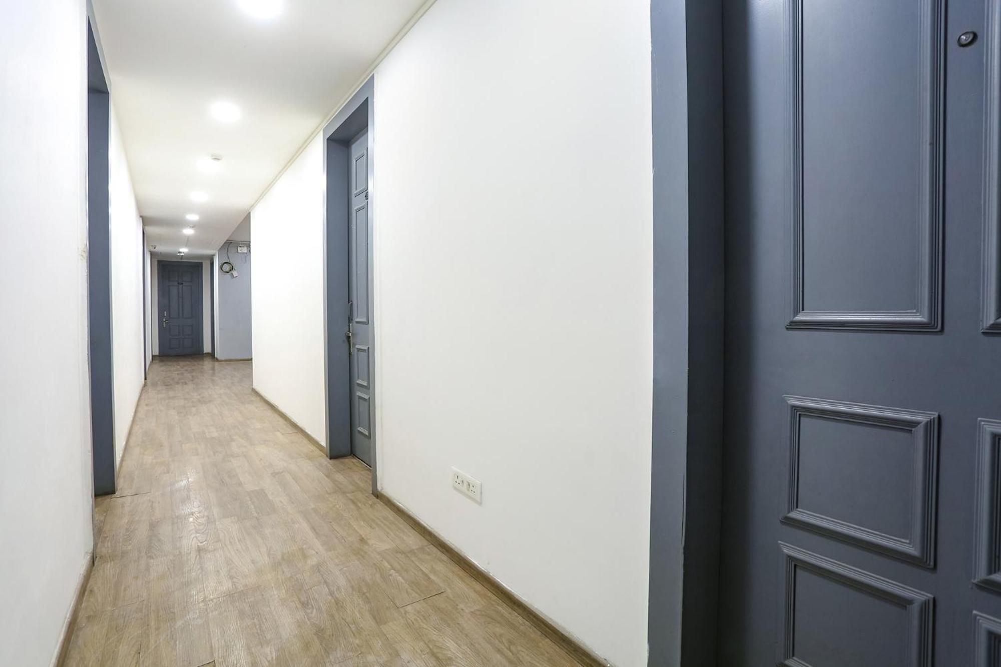 Hotel OYO Townhouse 607 Paschim Vihar Delhi  Exterior foto