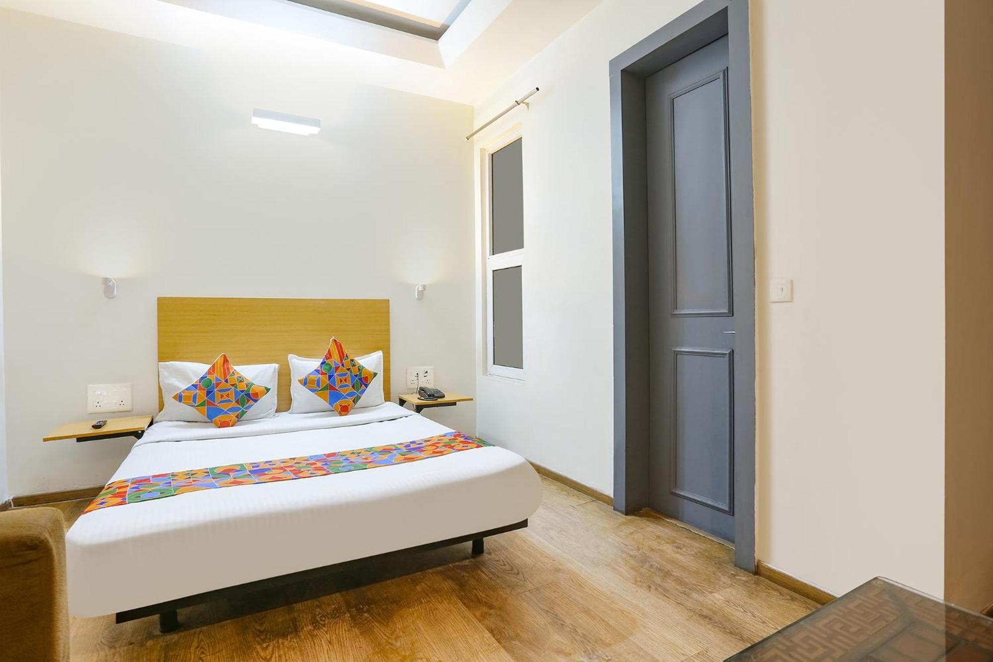 Hotel OYO Townhouse 607 Paschim Vihar Delhi  Exterior foto